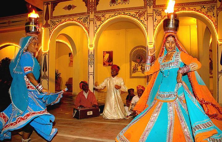 Indra Vilas Alsīsar المظهر الخارجي الصورة