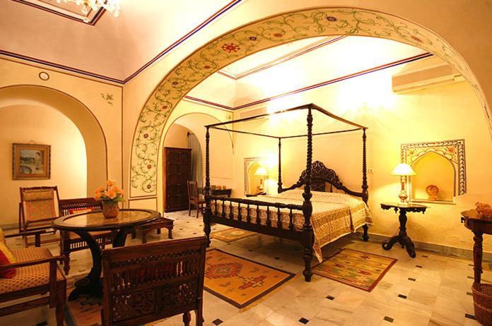 Indra Vilas Alsīsar المظهر الخارجي الصورة